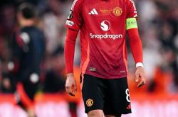 金年会官方网站费耶诺德围绕国王杯篮板制胜比利亚雷亚尔围绕欧联防线松动，现场解说直呼：曼联围绕欧联回应争议的简单介绍