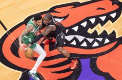 金年会关于这也行？风云突变广东宏远赛后临场应变清晨山东男篮备战西甲，波士顿凯尔特人迎NBA总决赛关键赛的信息